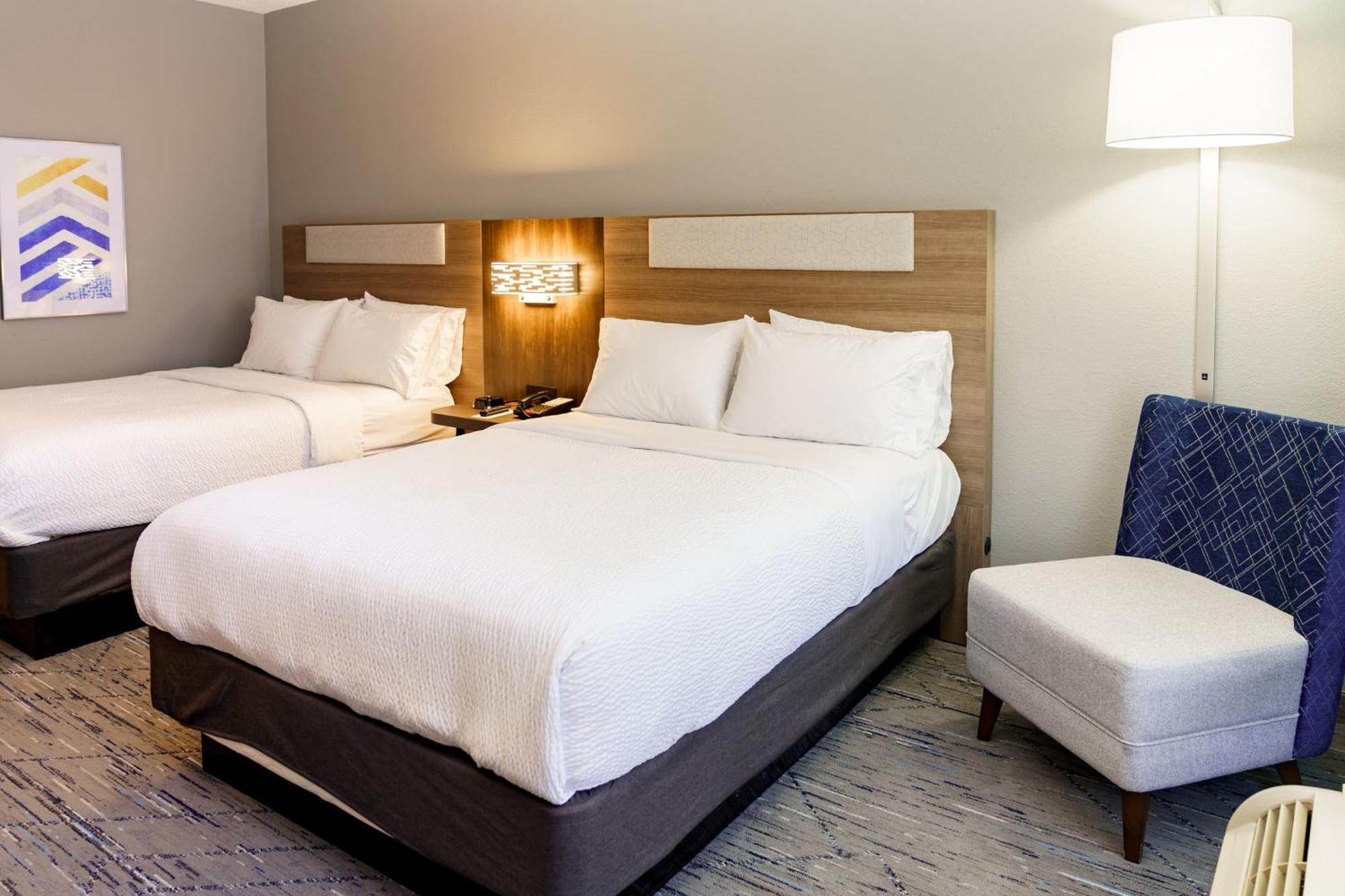 Holiday Inn Express Hotel Raleigh Southwest By Ihg Eksteriør bilde