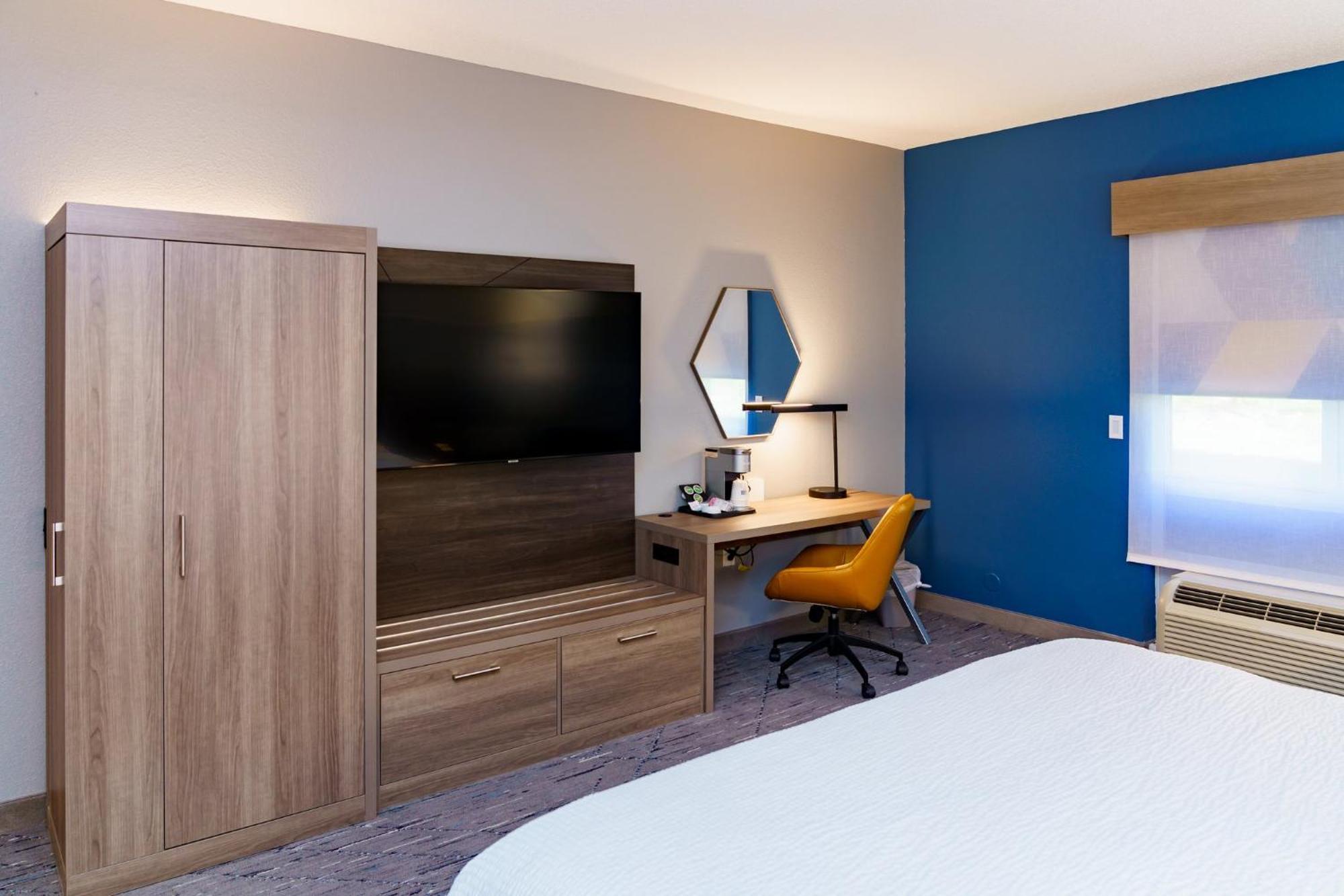 Holiday Inn Express Hotel Raleigh Southwest By Ihg Eksteriør bilde