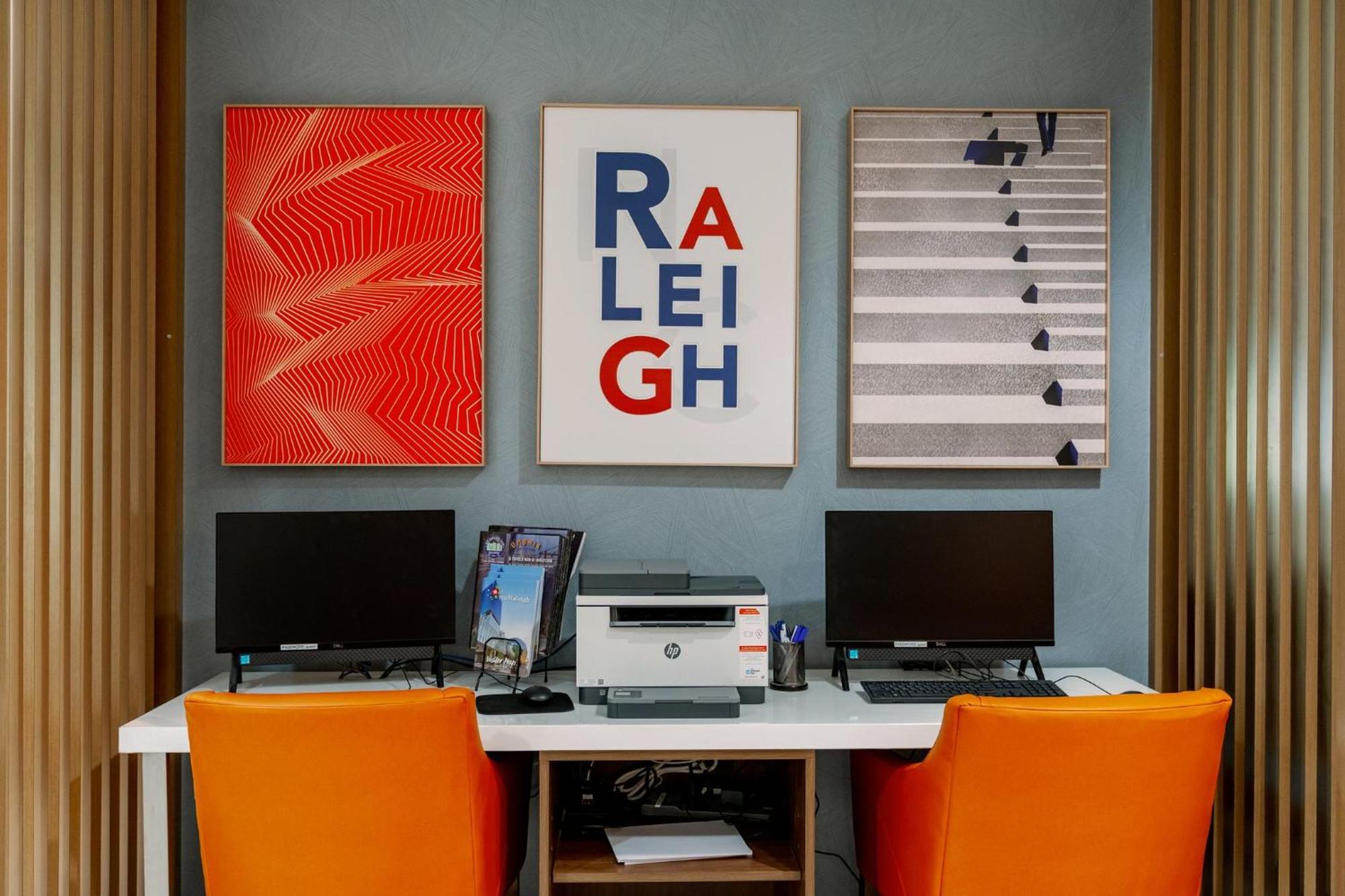 Holiday Inn Express Hotel Raleigh Southwest By Ihg Eksteriør bilde