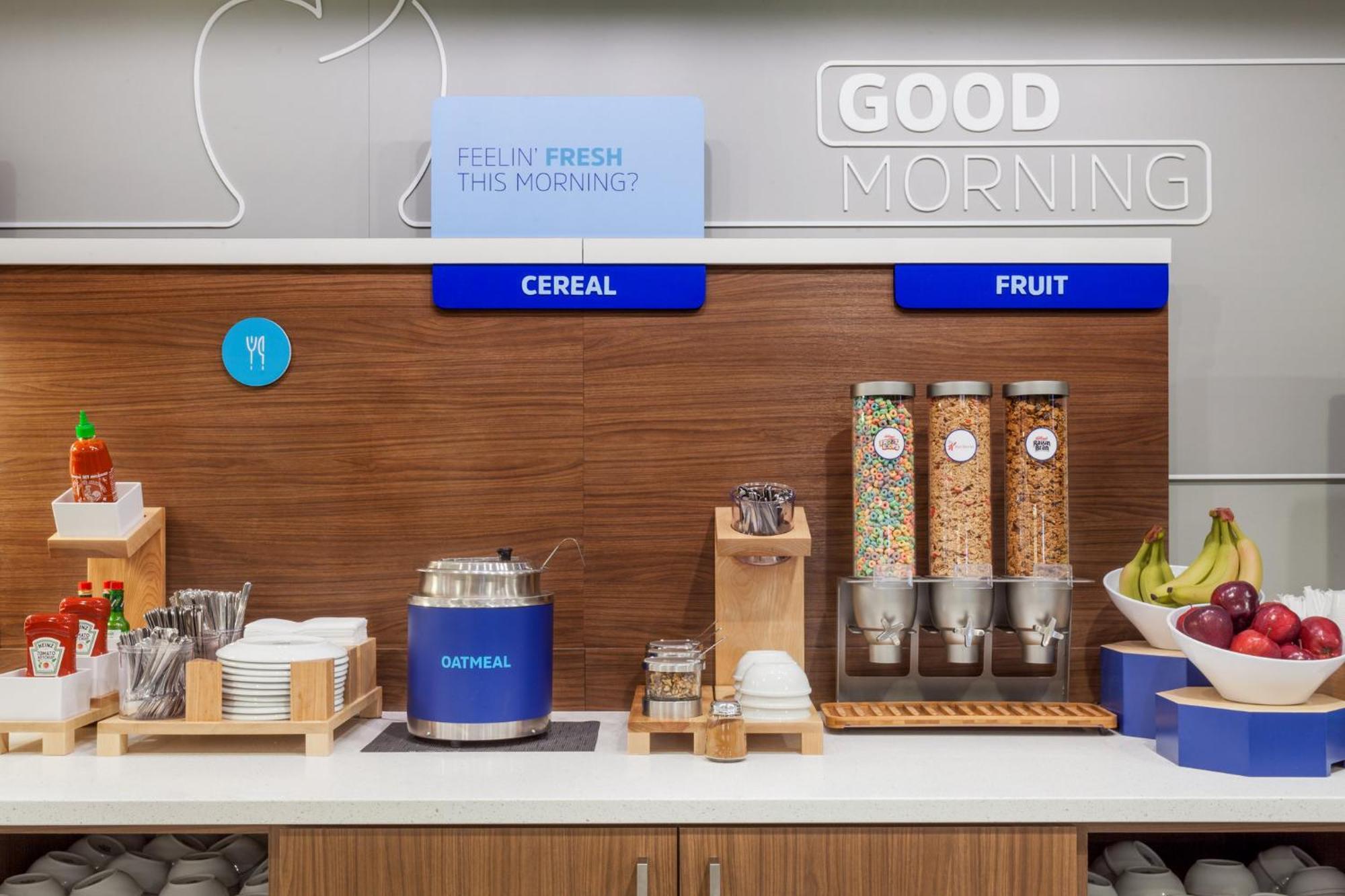 Holiday Inn Express Hotel Raleigh Southwest By Ihg Eksteriør bilde