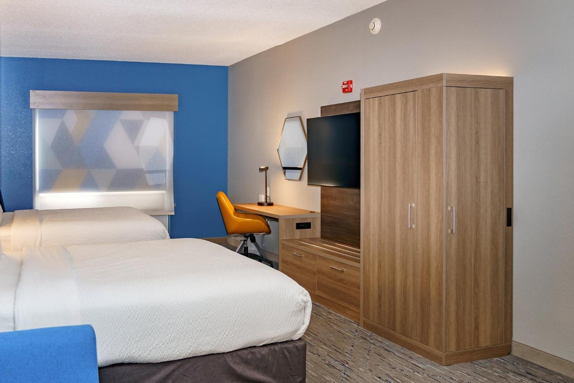 Holiday Inn Express Hotel Raleigh Southwest By Ihg Eksteriør bilde