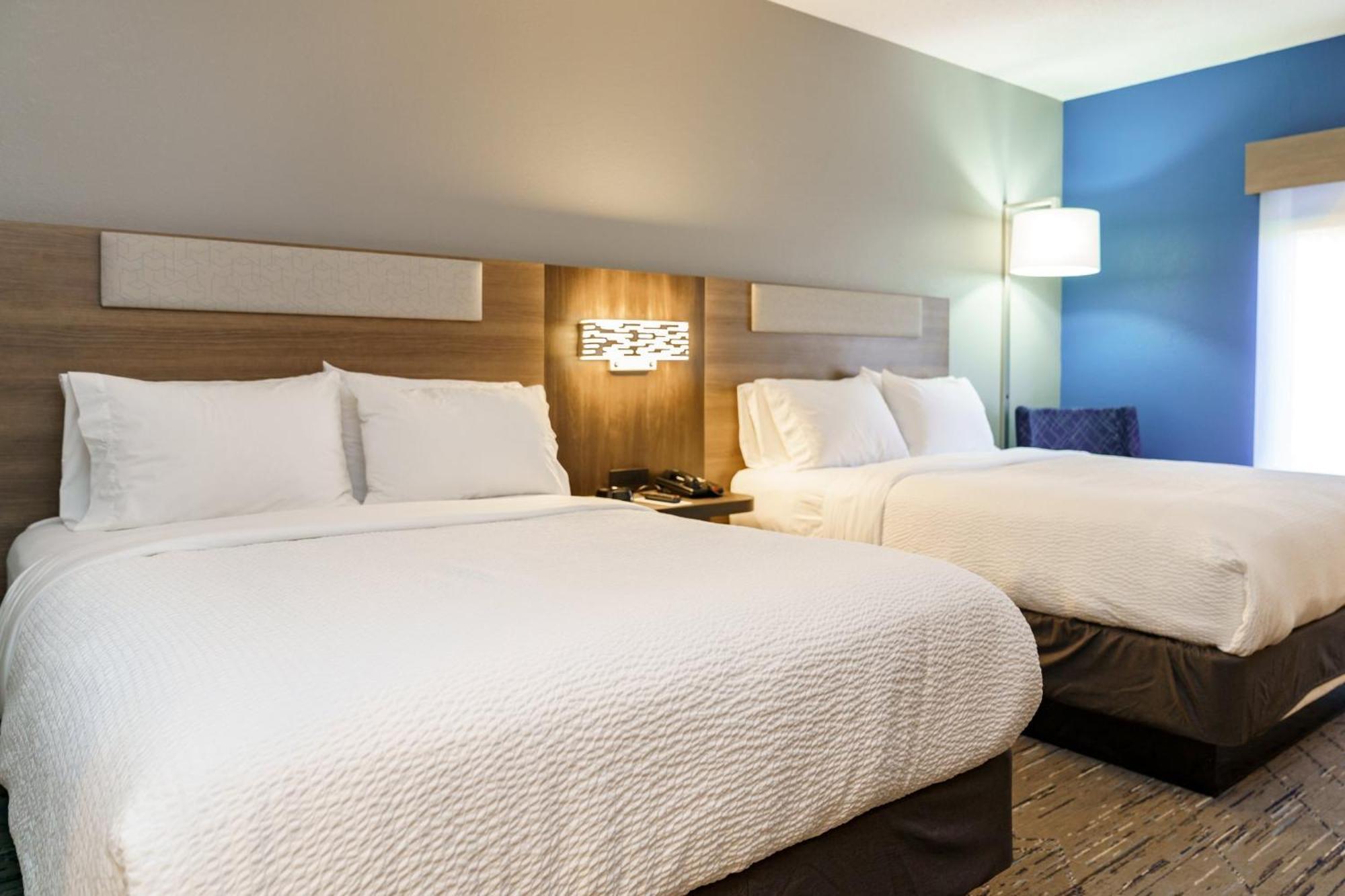 Holiday Inn Express Hotel Raleigh Southwest By Ihg Eksteriør bilde